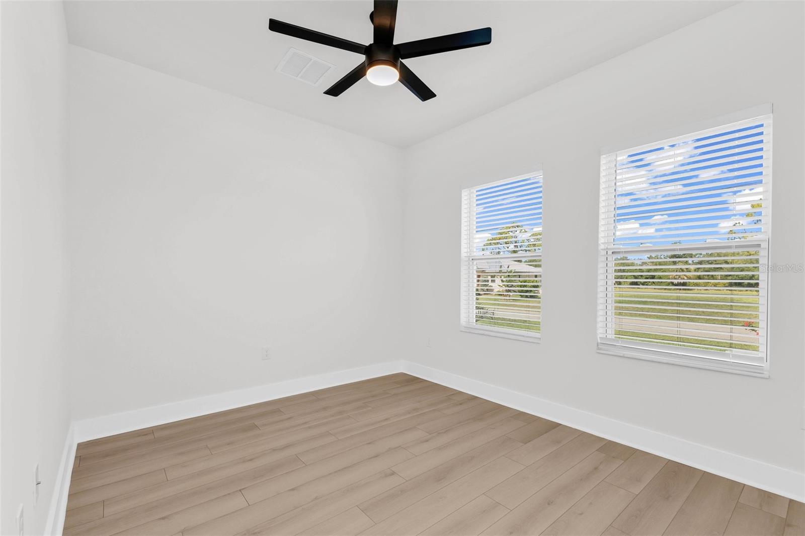 ROTONDA SANDS - Residential
