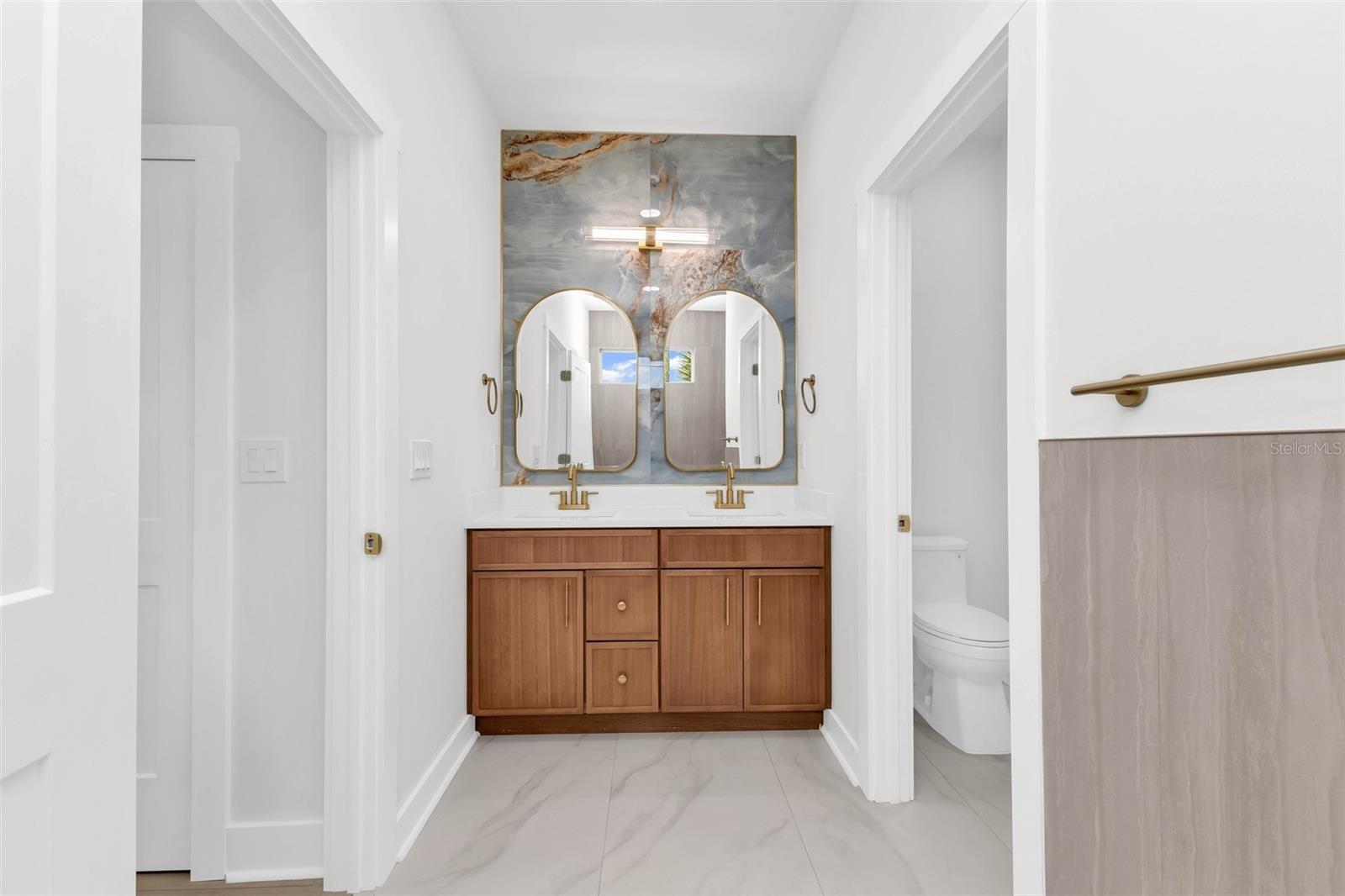 ROTONDA SANDS - Residential