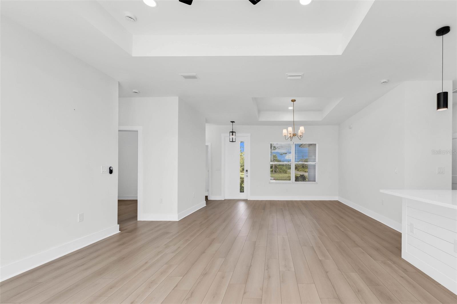 ROTONDA SANDS - Residential