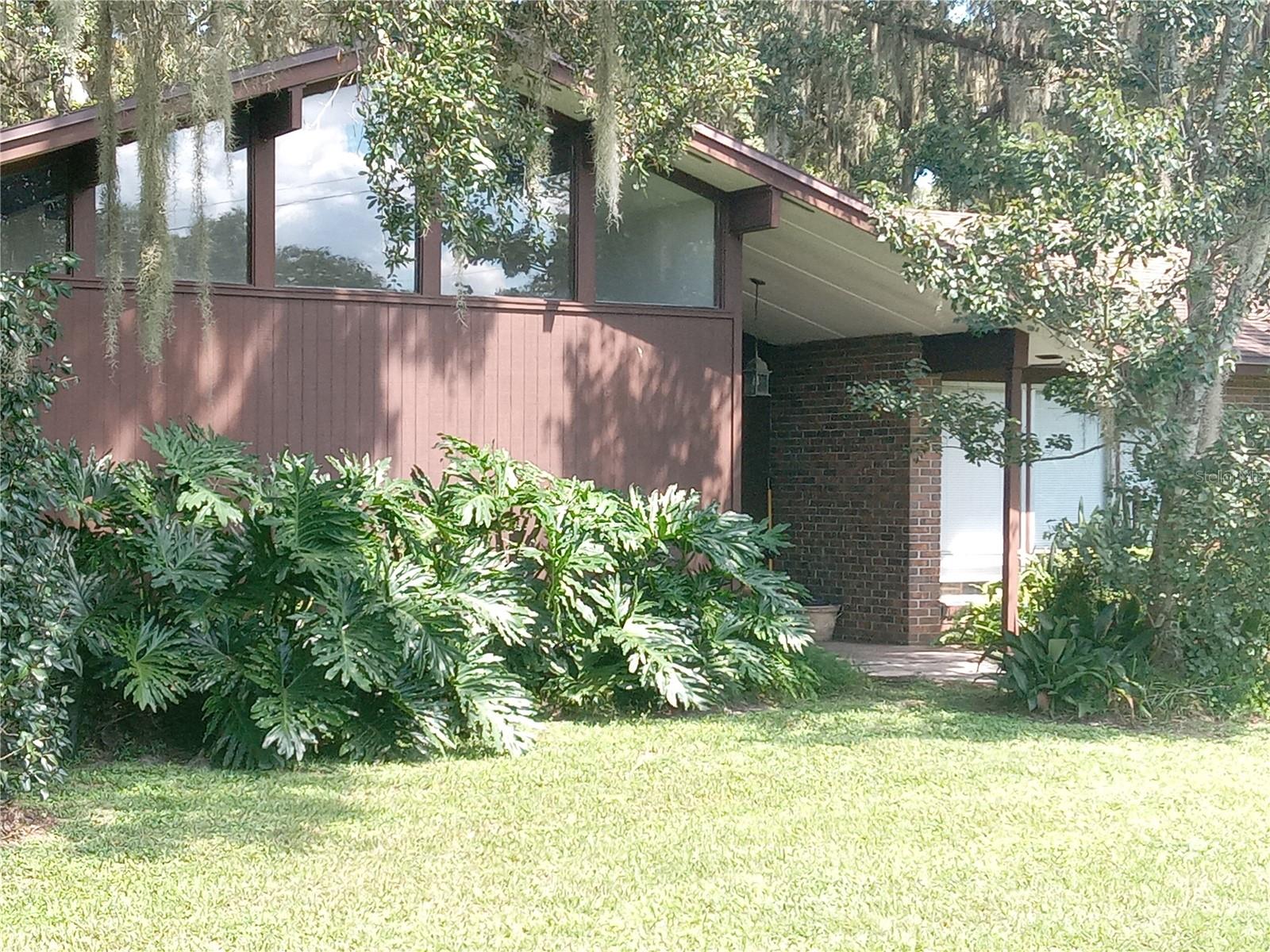 SUNNINGDALE - Residential