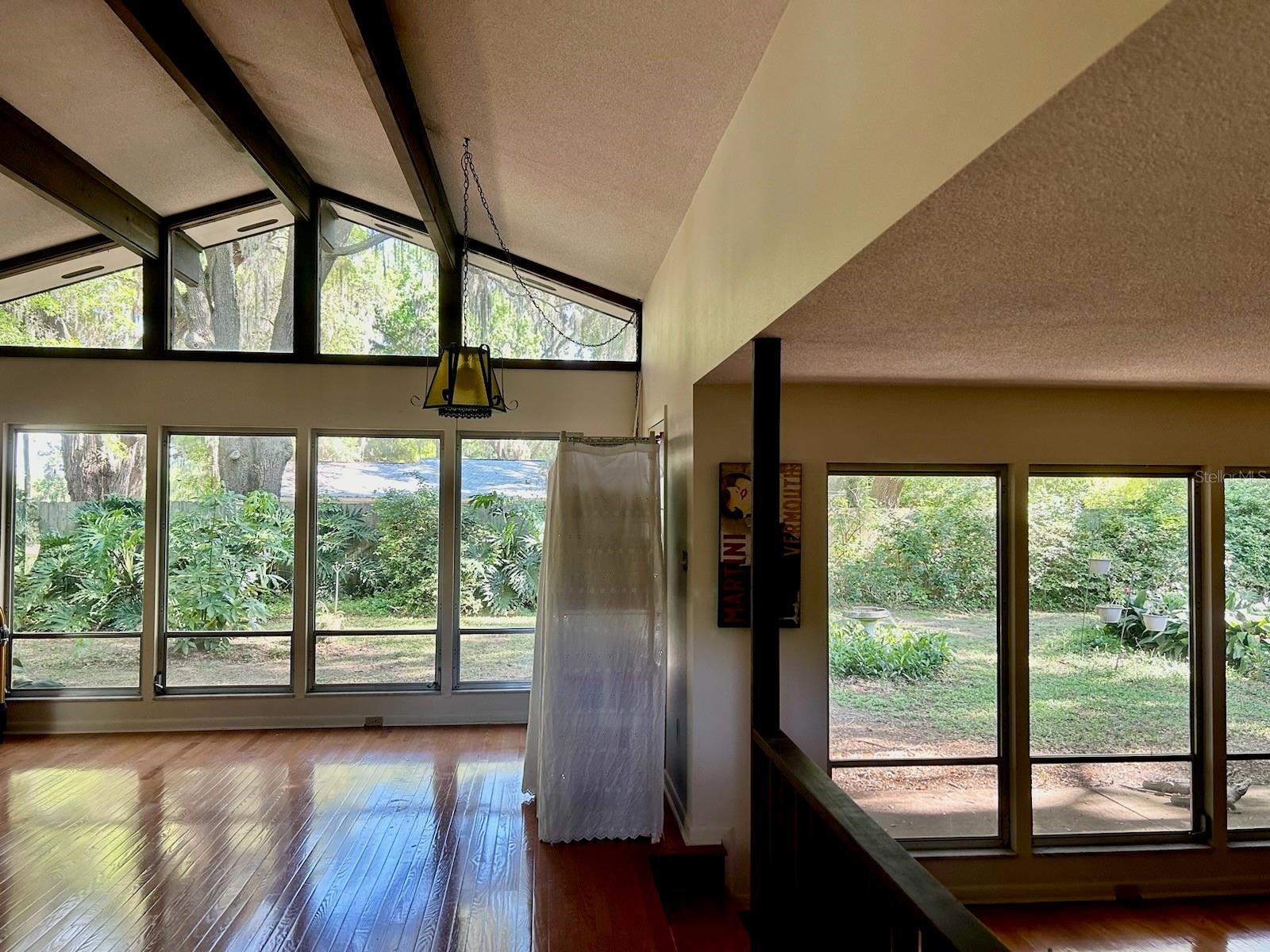 SUNNINGDALE - Residential