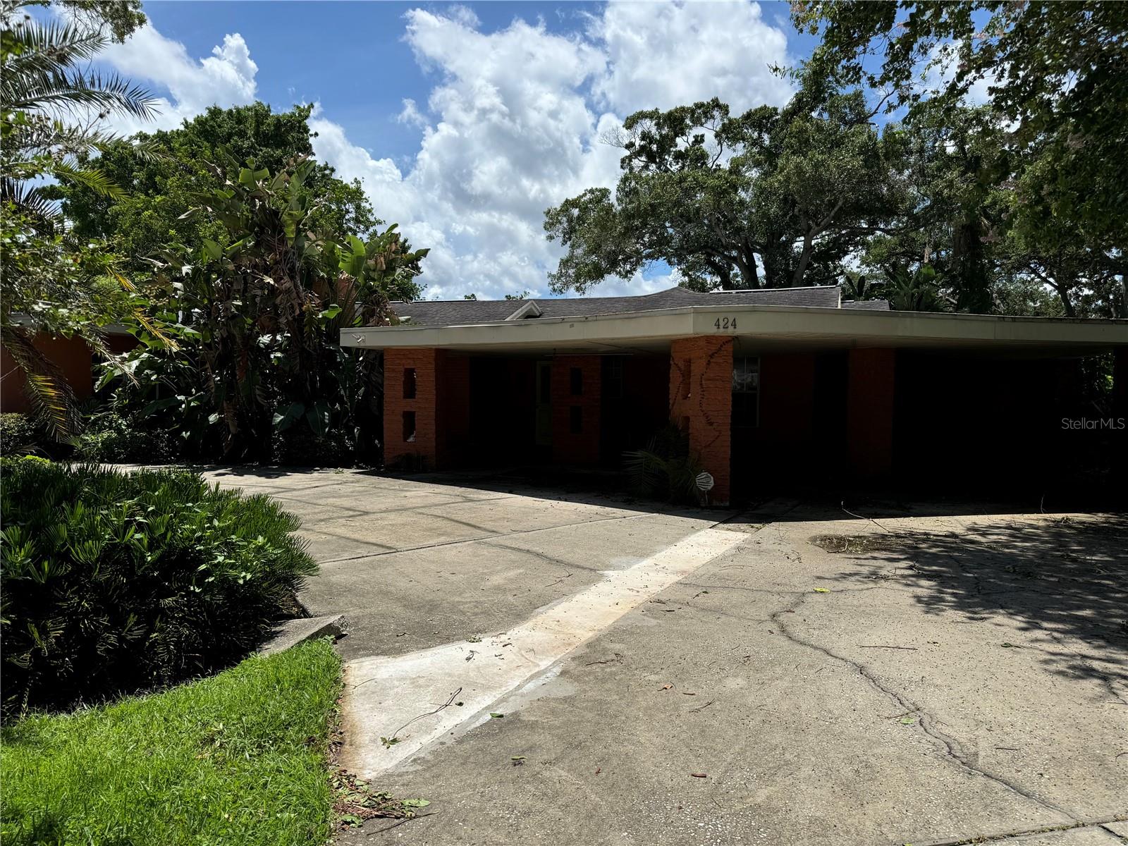 DAVIS ISLANDS PB10 PG52 TO 57 - Residential