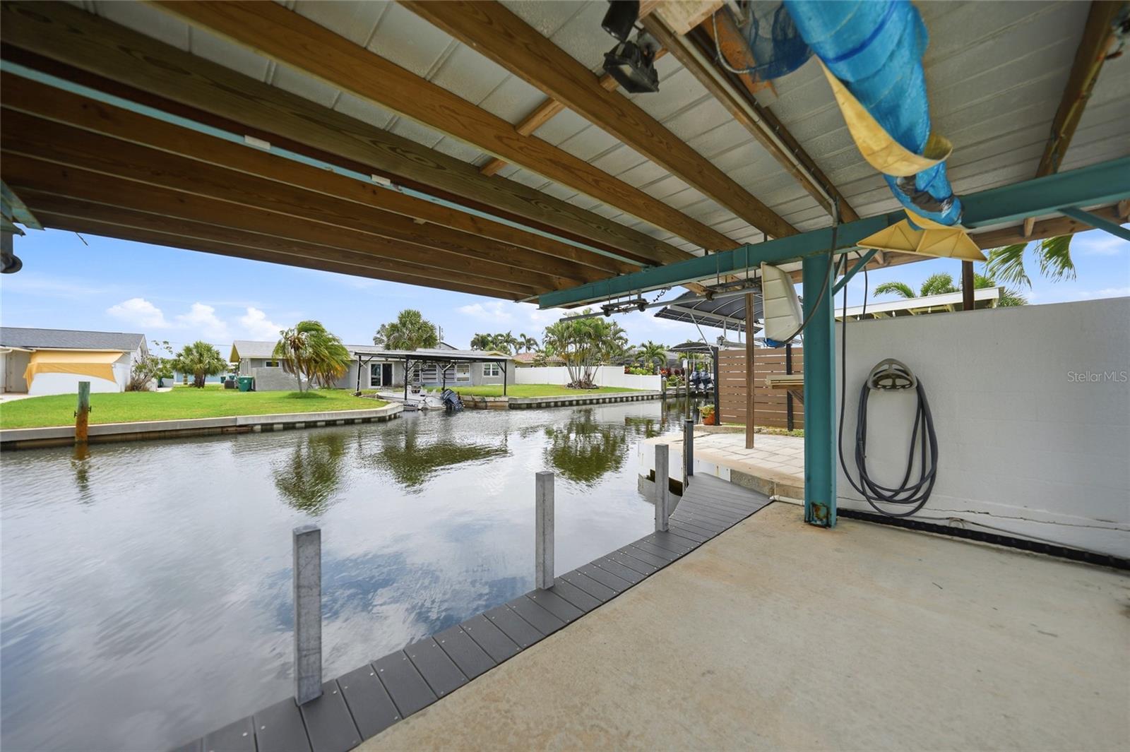 POINT PINES - Residential