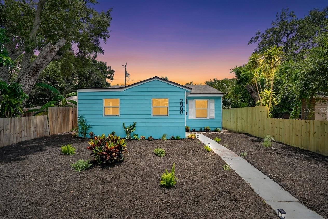 EAST ROSELAWN - Residential