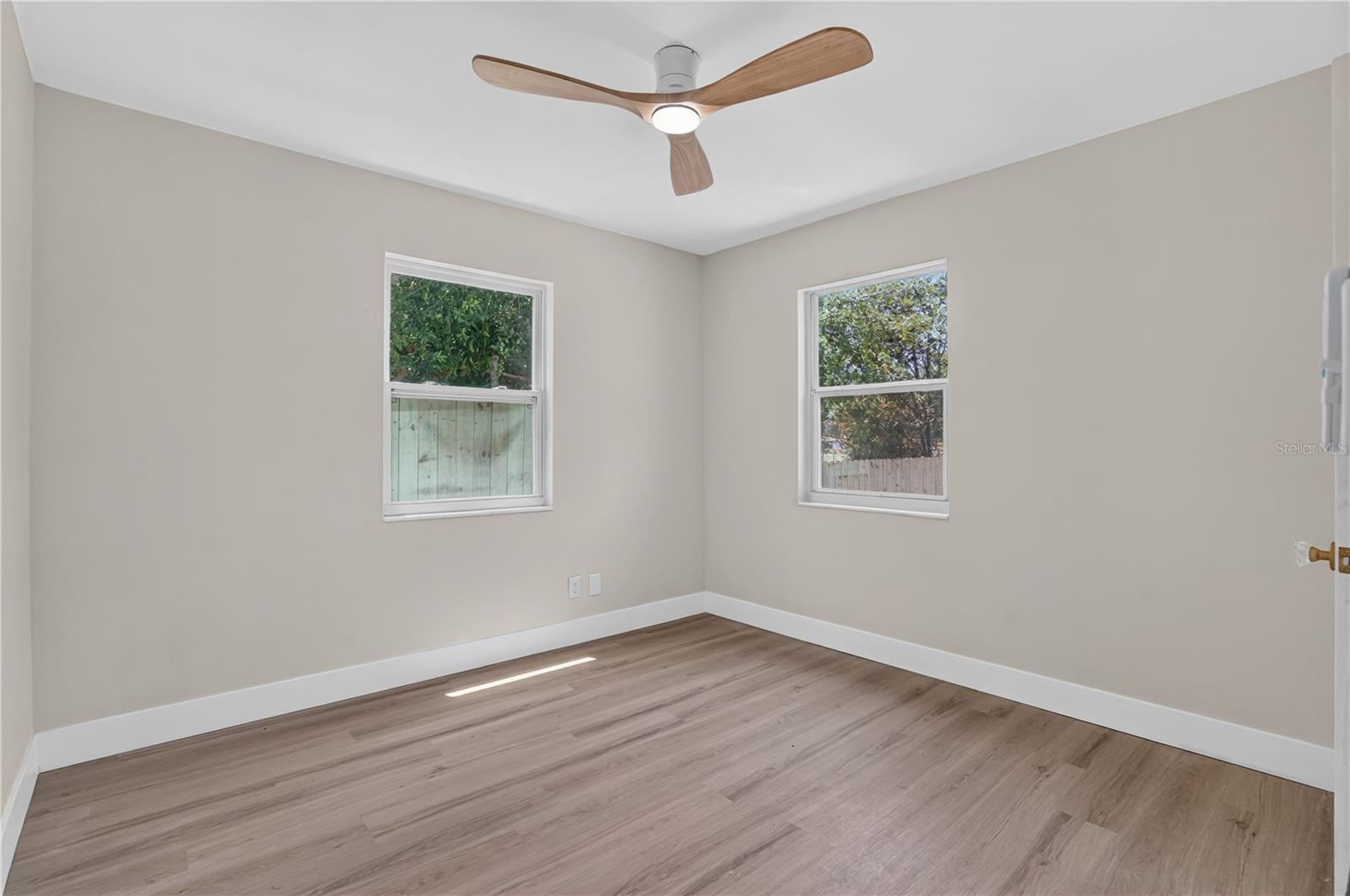 EAST ROSELAWN - Residential