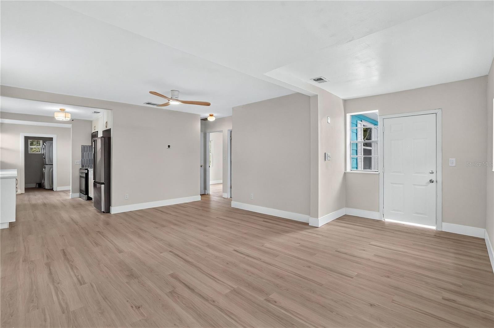 EAST ROSELAWN - Residential