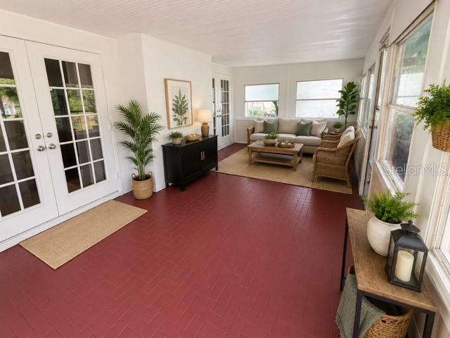 EAST UMATILLA - Residential