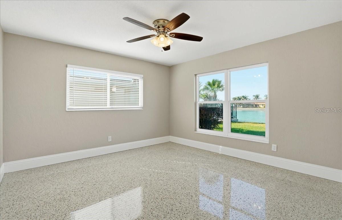ISLE OF PALMS 1ST ADD - Residential Lease