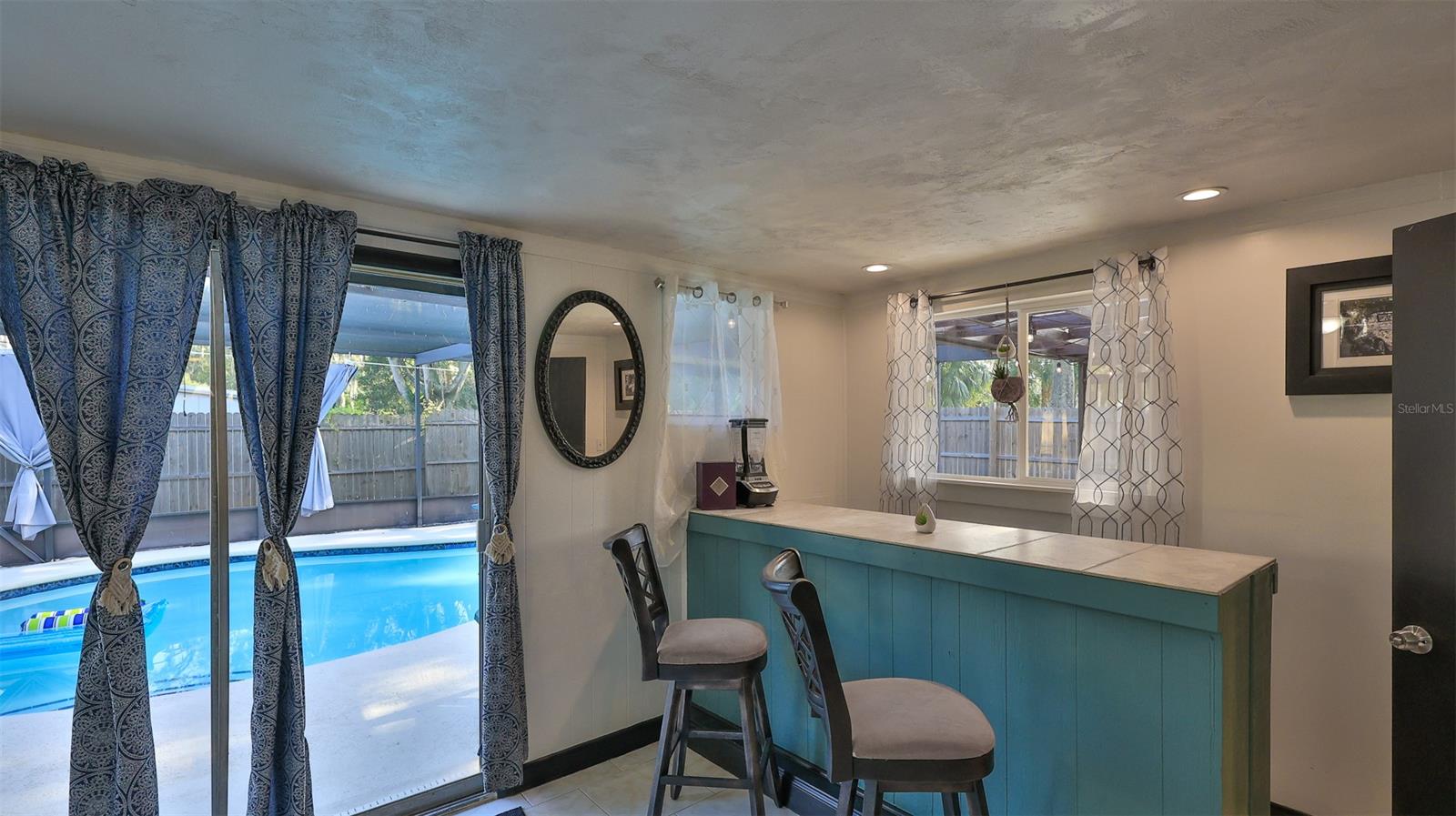 Cambridge Villas - Residential