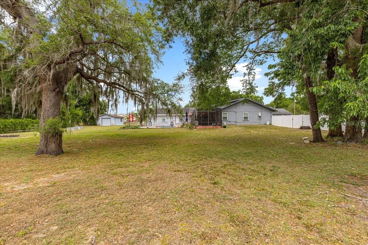 PINE WOOD ESTATE - Residential