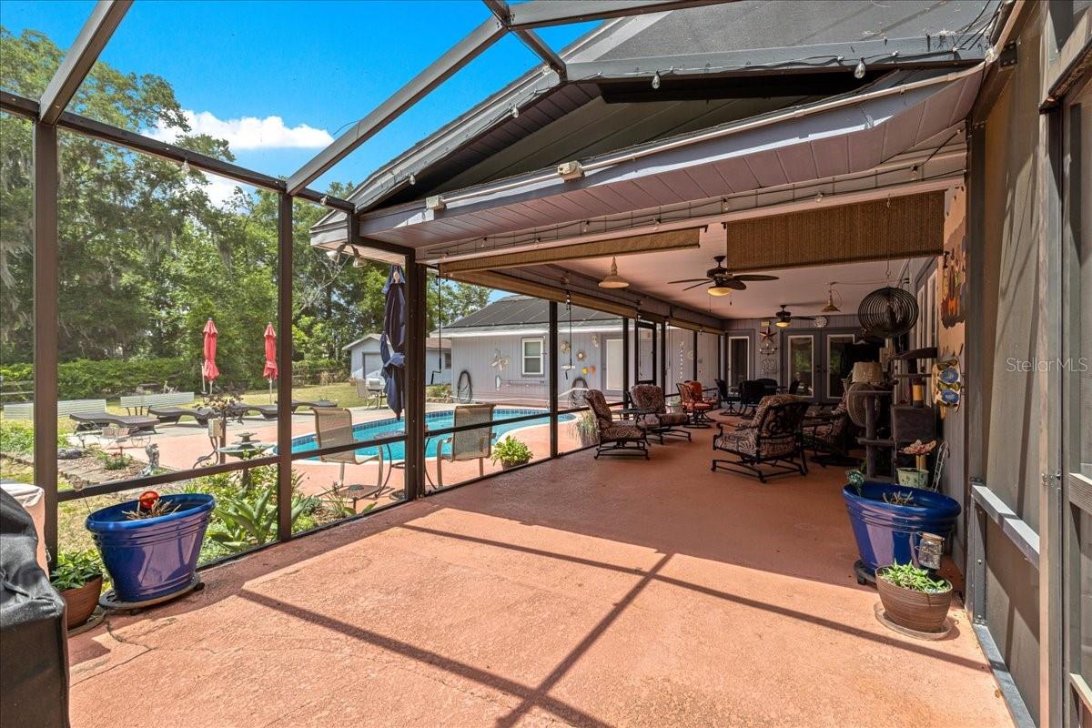 PINE WOOD ESTATE - Residential