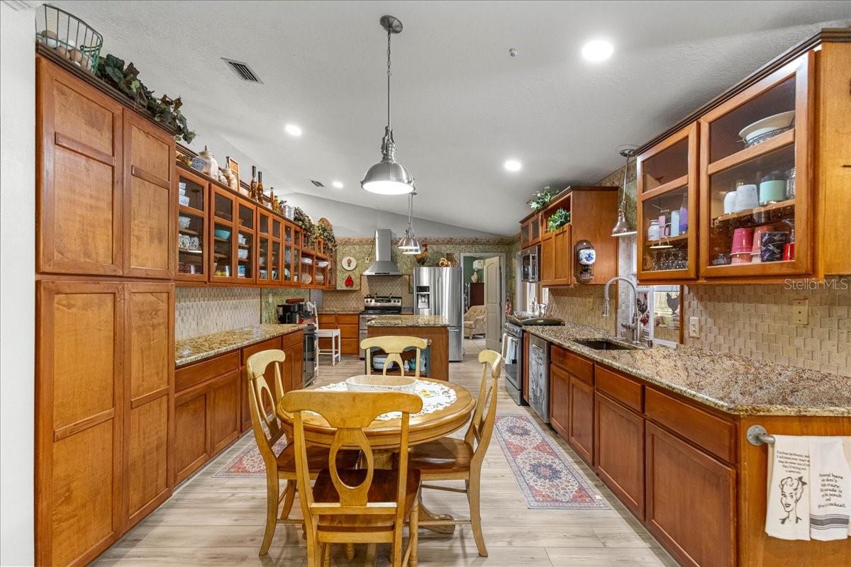 PINE WOOD ESTATE - Residential
