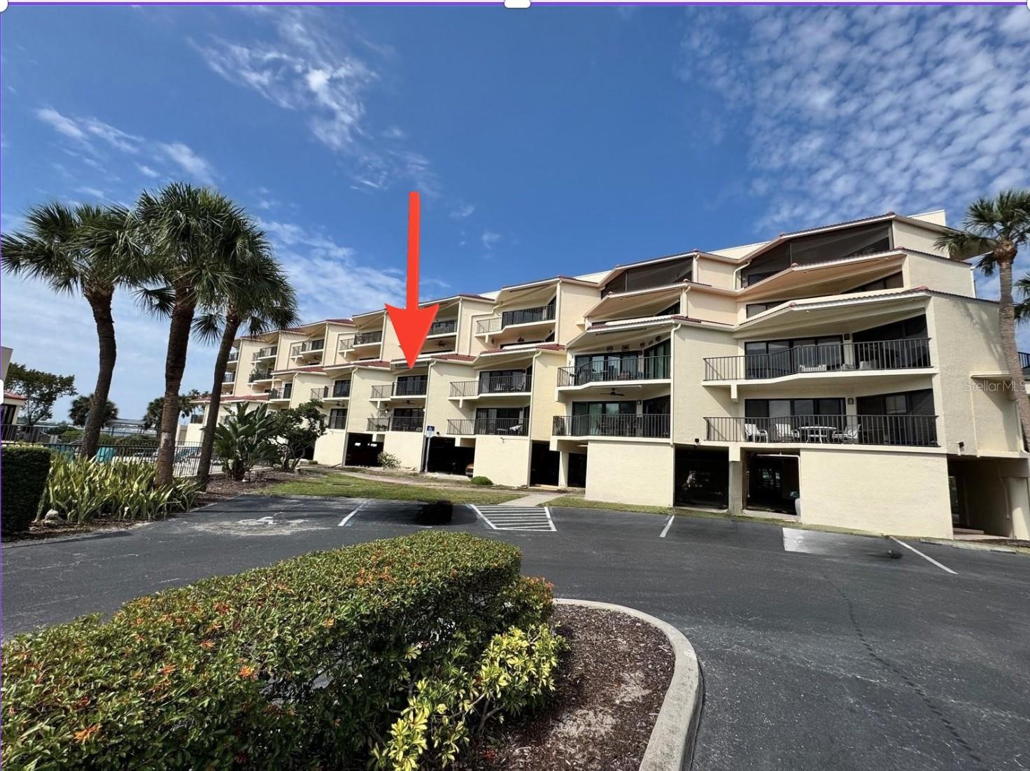 RIVER YACHT & RACQUET CLUB 1 - Residential