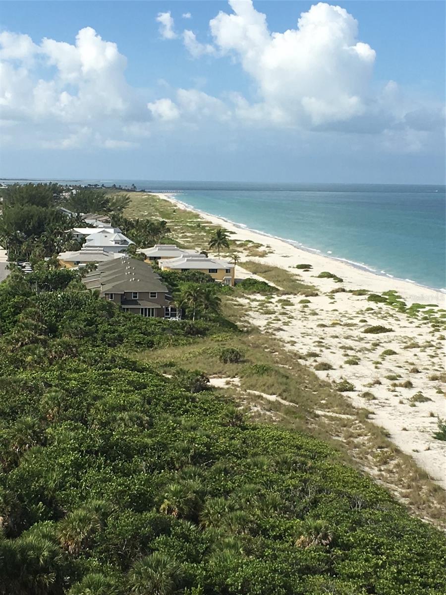 GOLDEN BEACH - Land