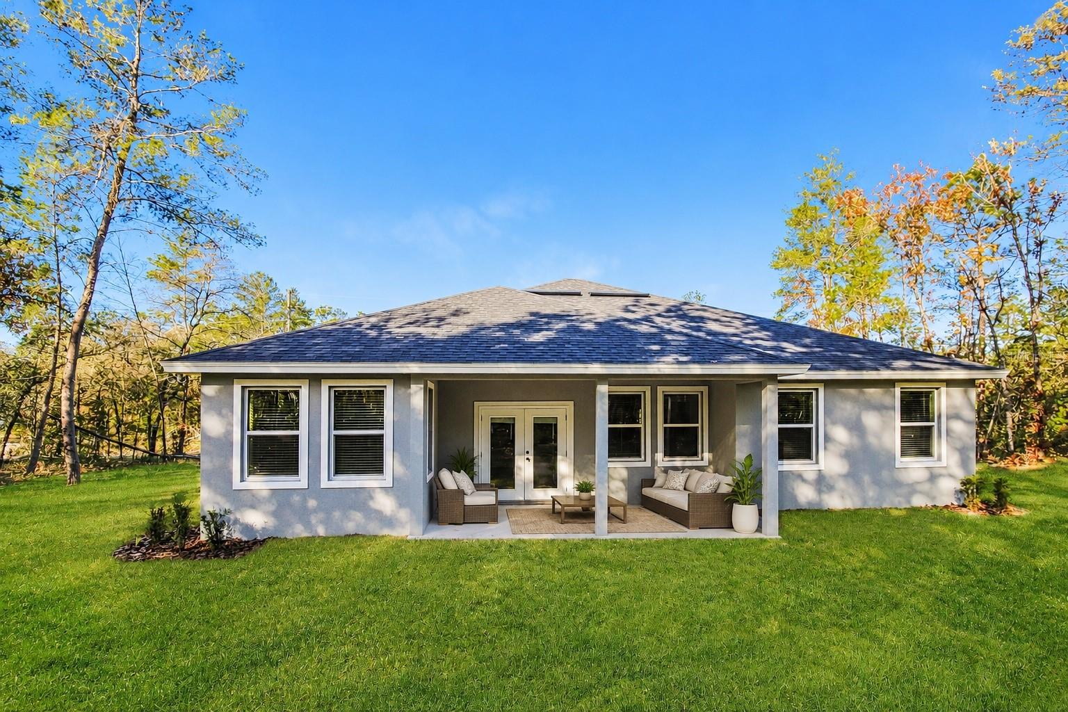 INVERNESS HIGHLANDS WEST - Residential