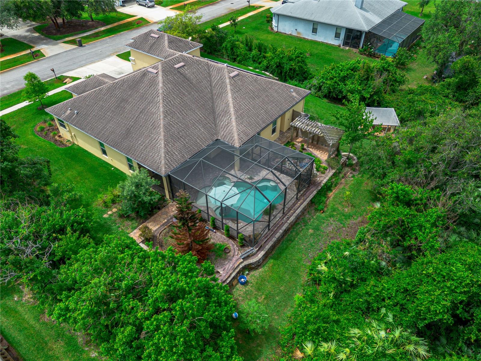 SERENO POINTE - Residential