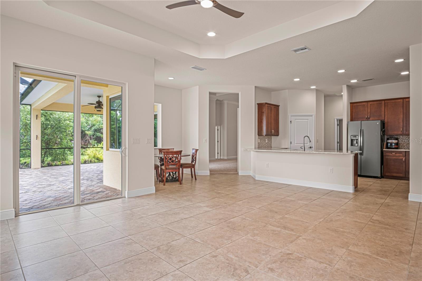 SERENO POINTE - Residential