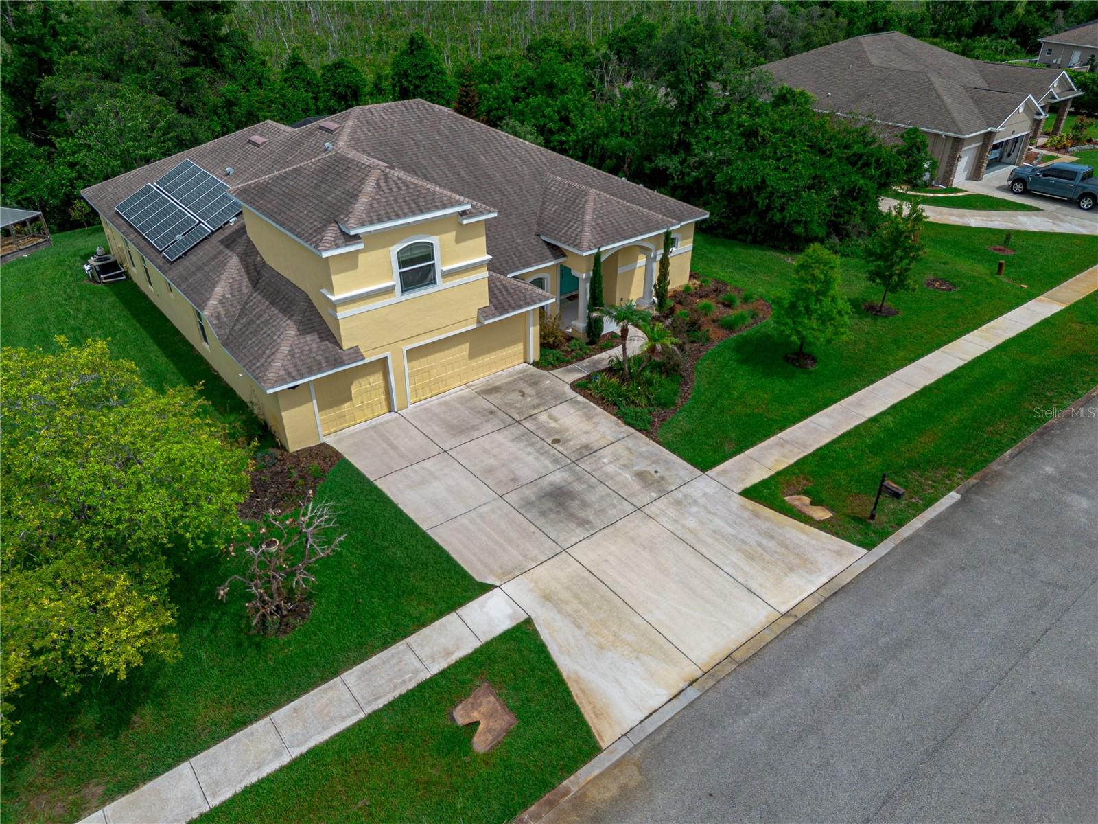 SERENO POINTE - Residential