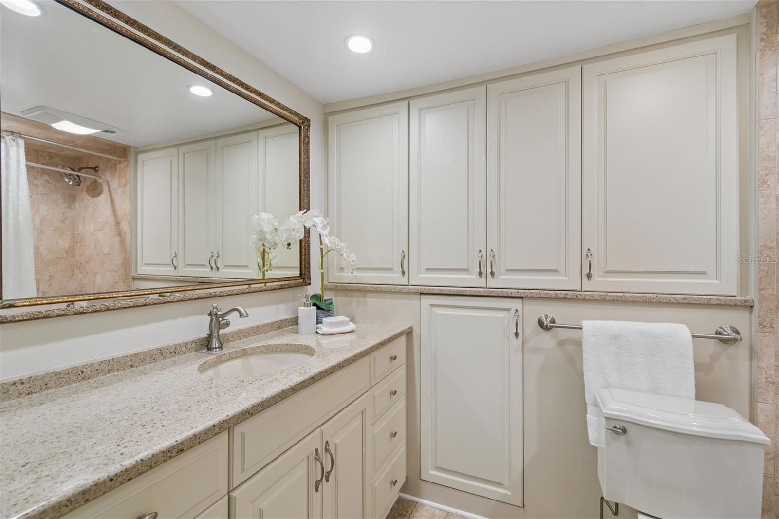 HOWELL PARK - Residential