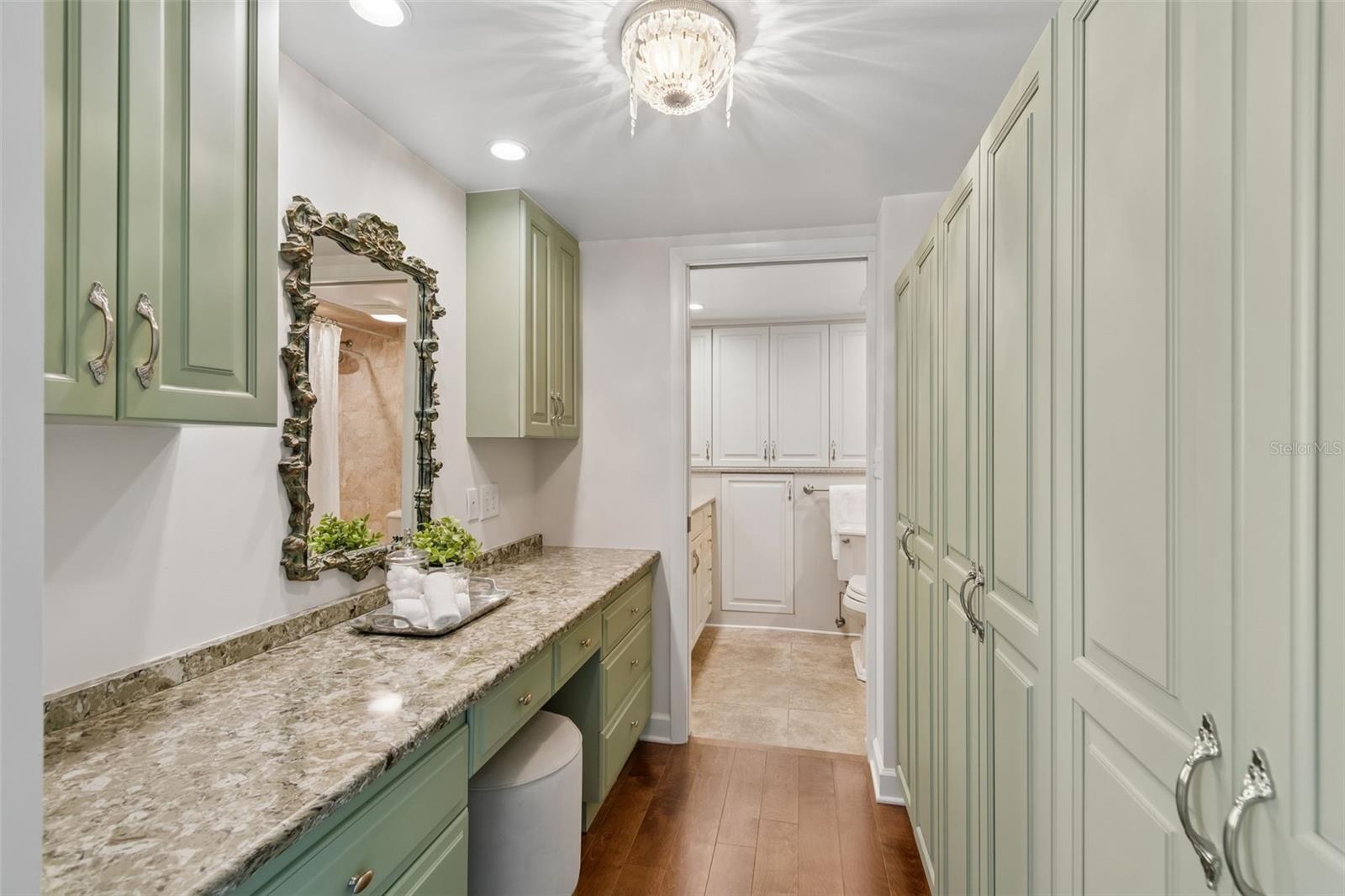 HOWELL PARK - Residential
