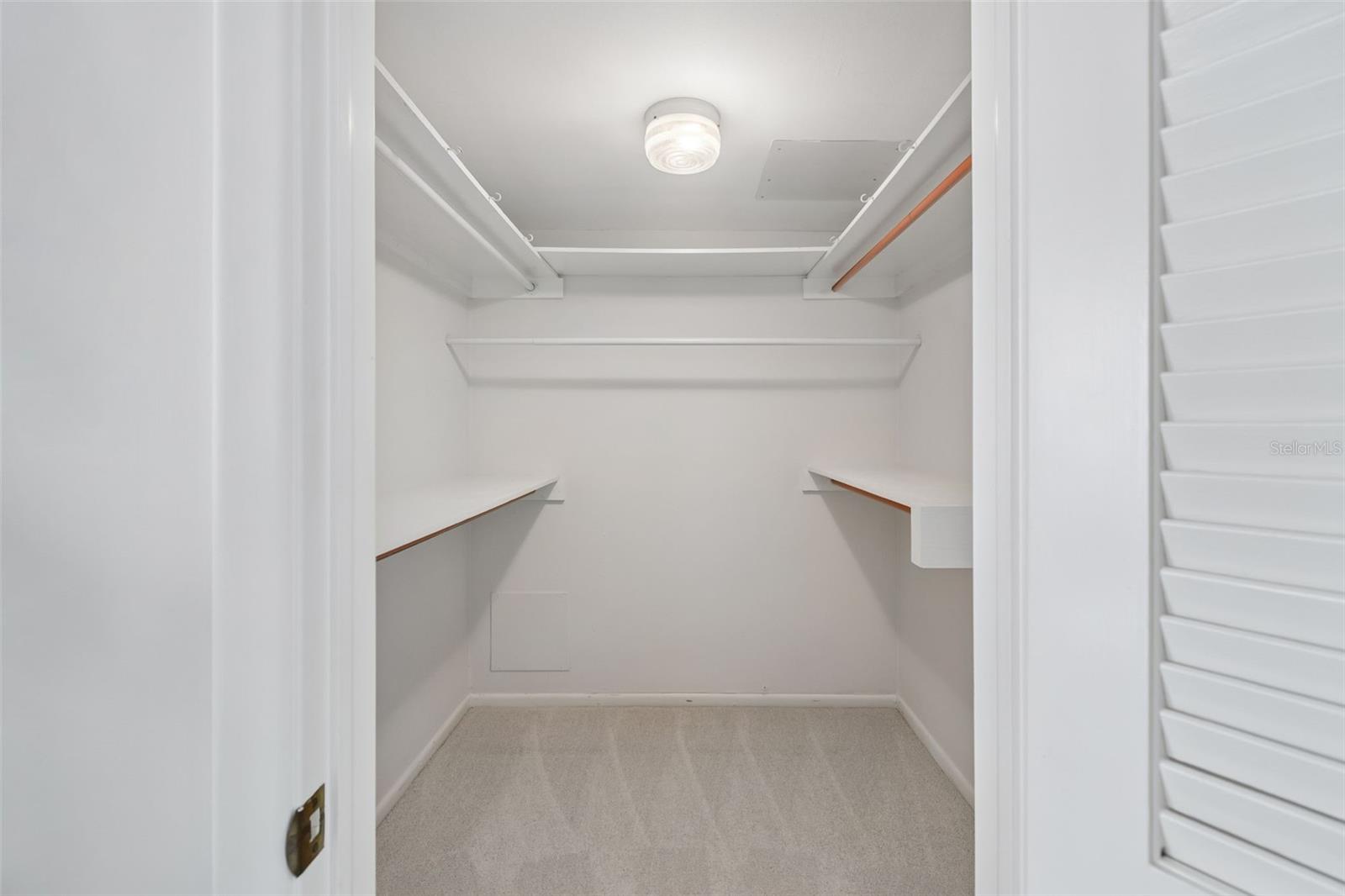 HOWELL PARK - Residential
