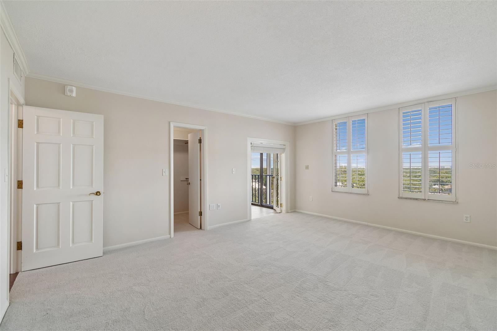 HOWELL PARK - Residential