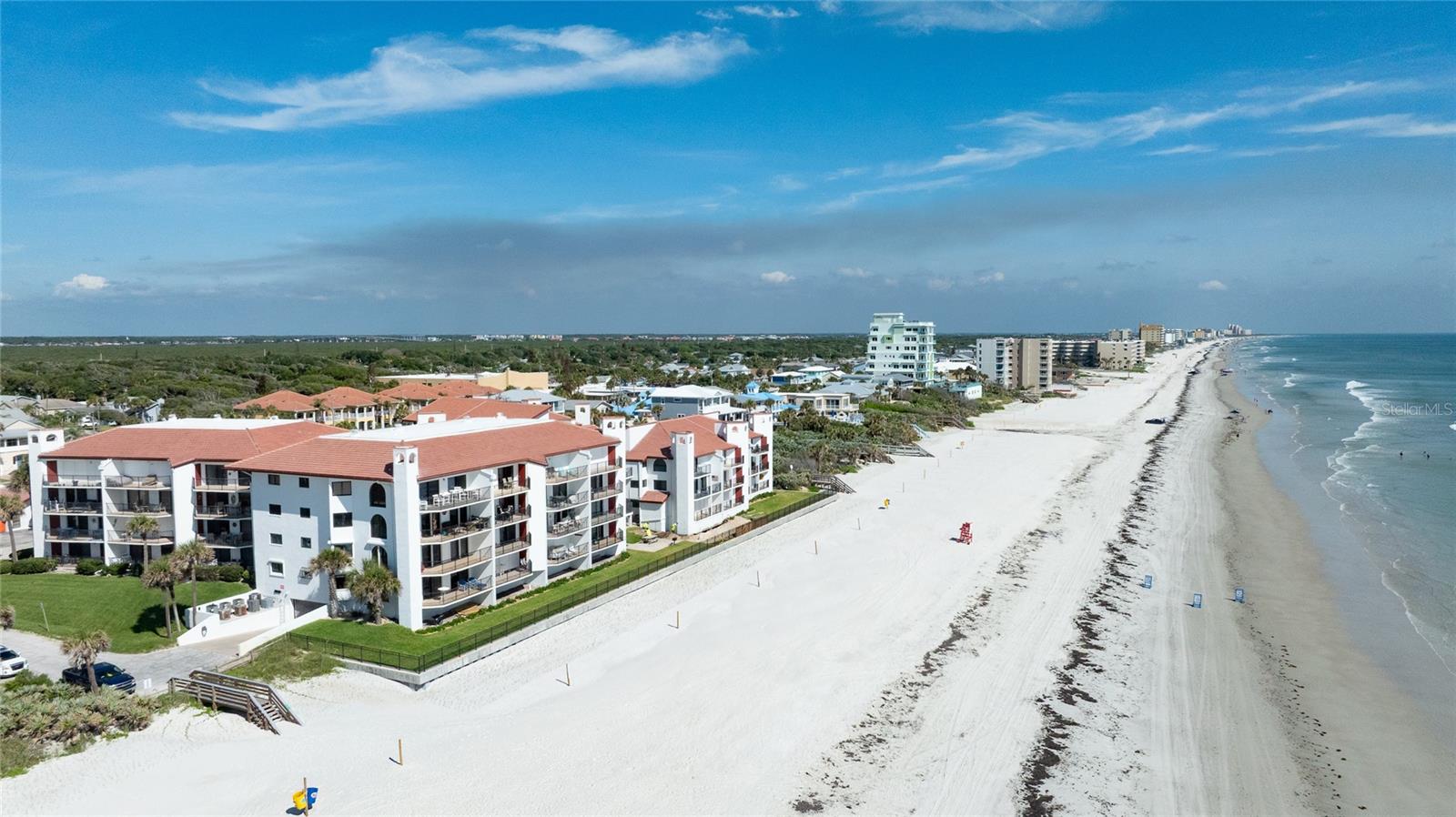 CLUB OCEANIA CONDO PH 01 & 02 - Residential