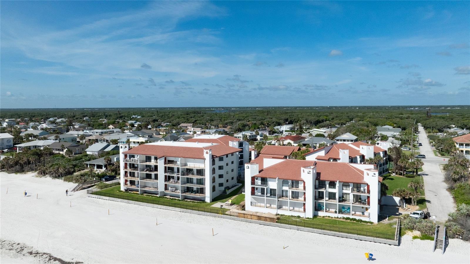 CLUB OCEANIA CONDO PH 01 & 02 - Residential