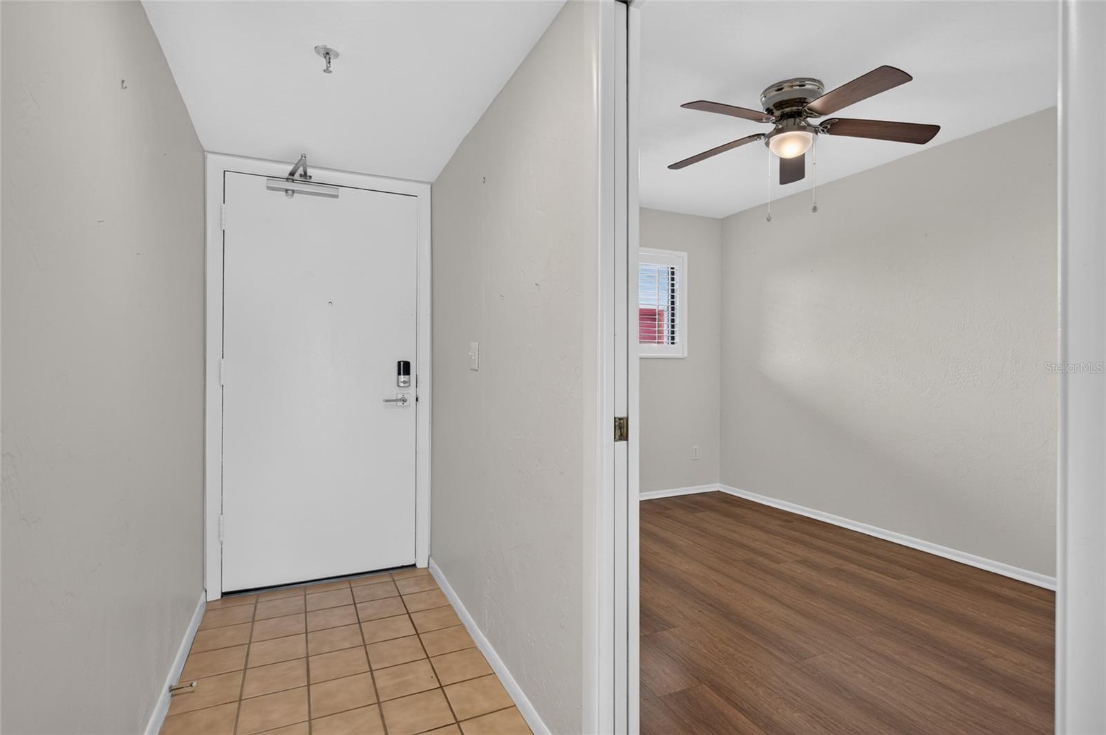 CLUB OCEANIA CONDO PH 01 & 02 - Residential