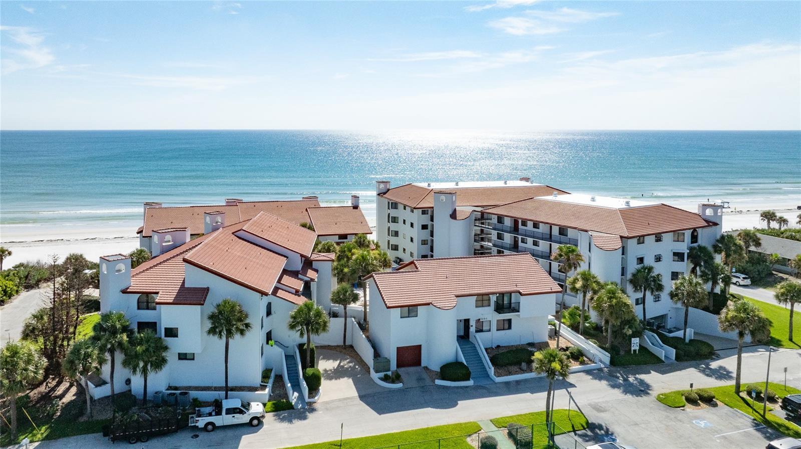 CLUB OCEANIA CONDO PH 01 & 02 - Residential