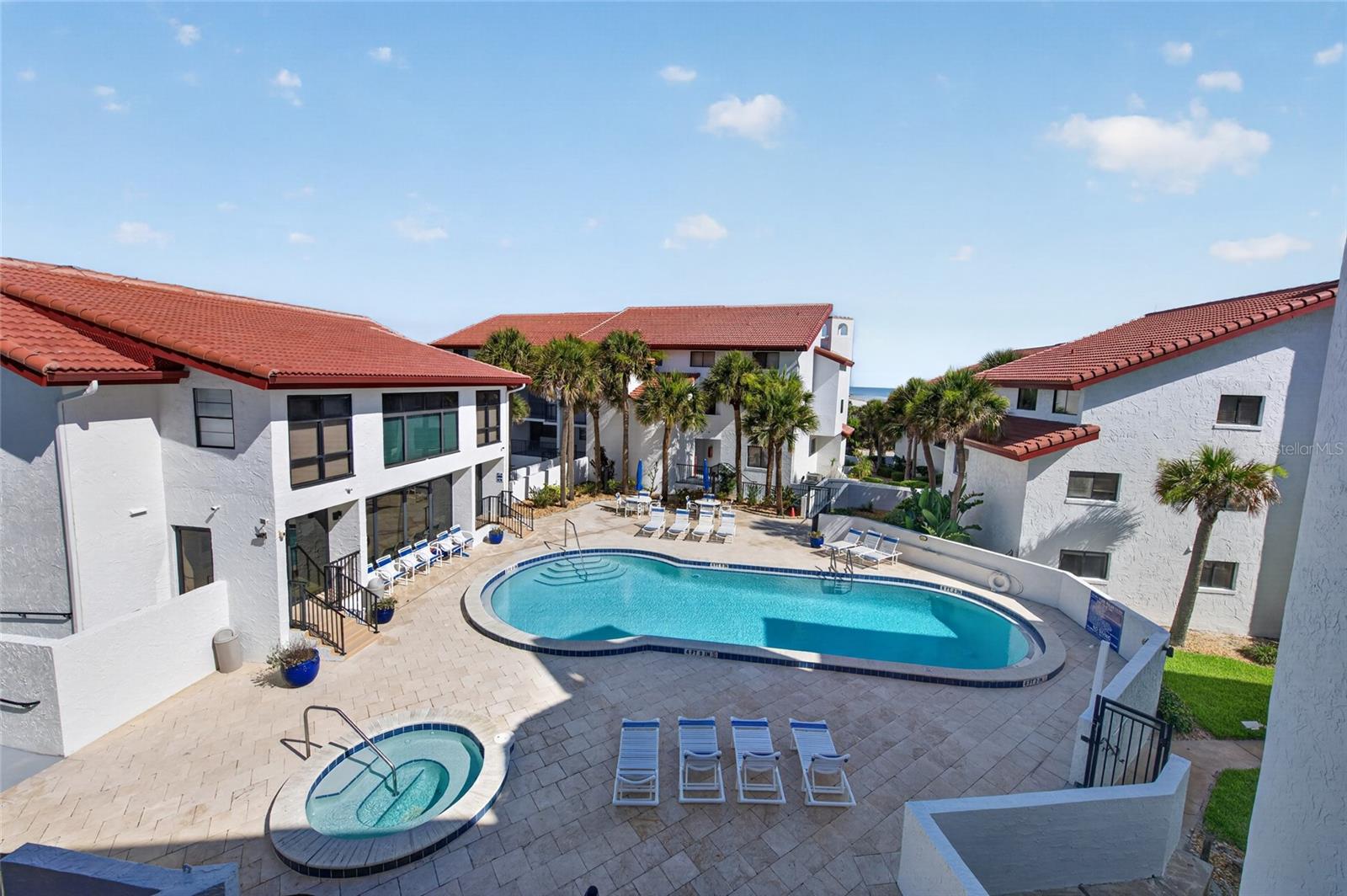 CLUB OCEANIA CONDO PH 01 & 02 - Residential