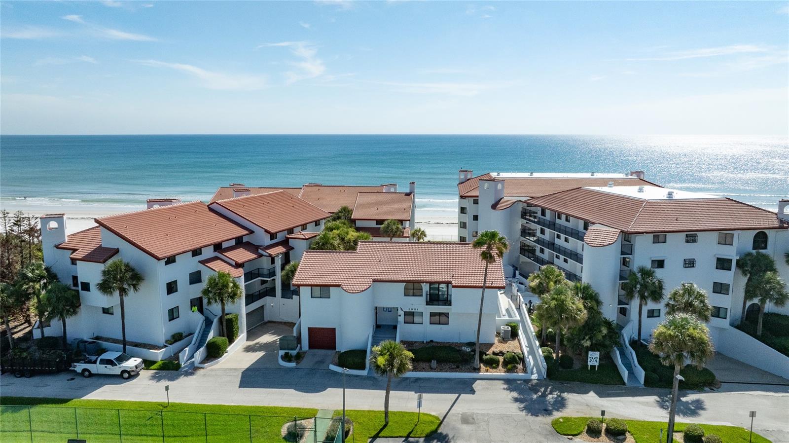 CLUB OCEANIA CONDO PH 01 & 02 - Residential