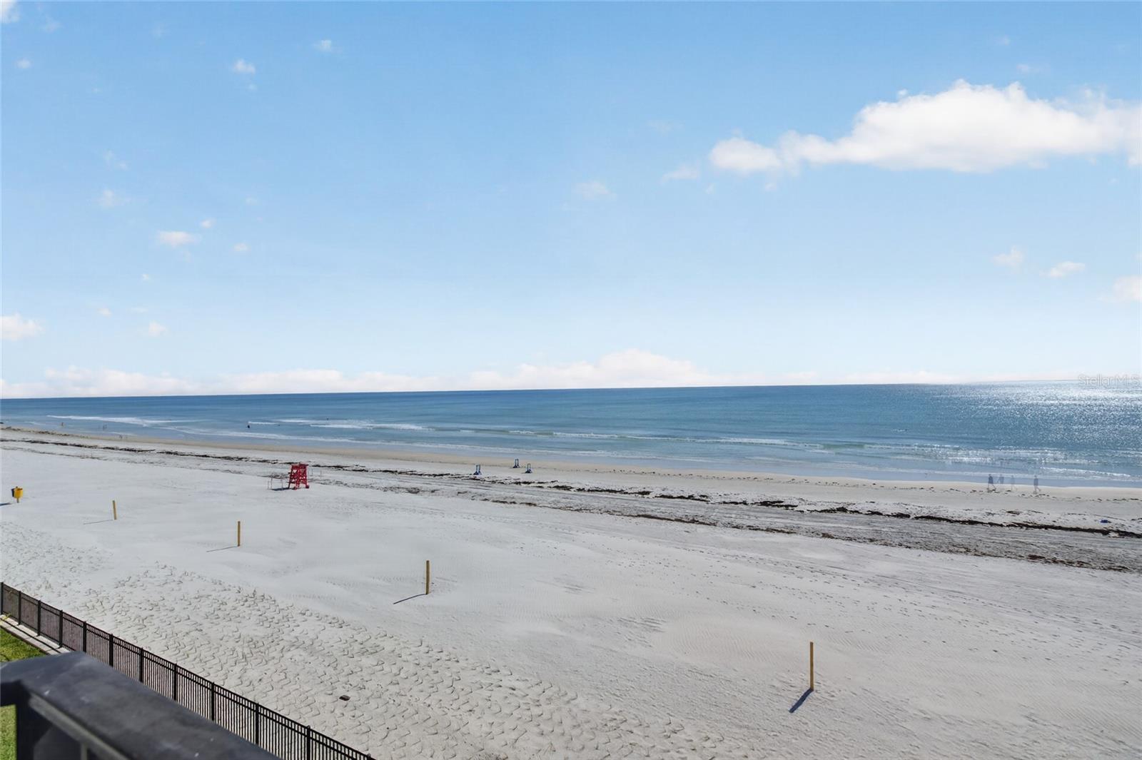 CLUB OCEANIA CONDO PH 01 & 02 - Residential