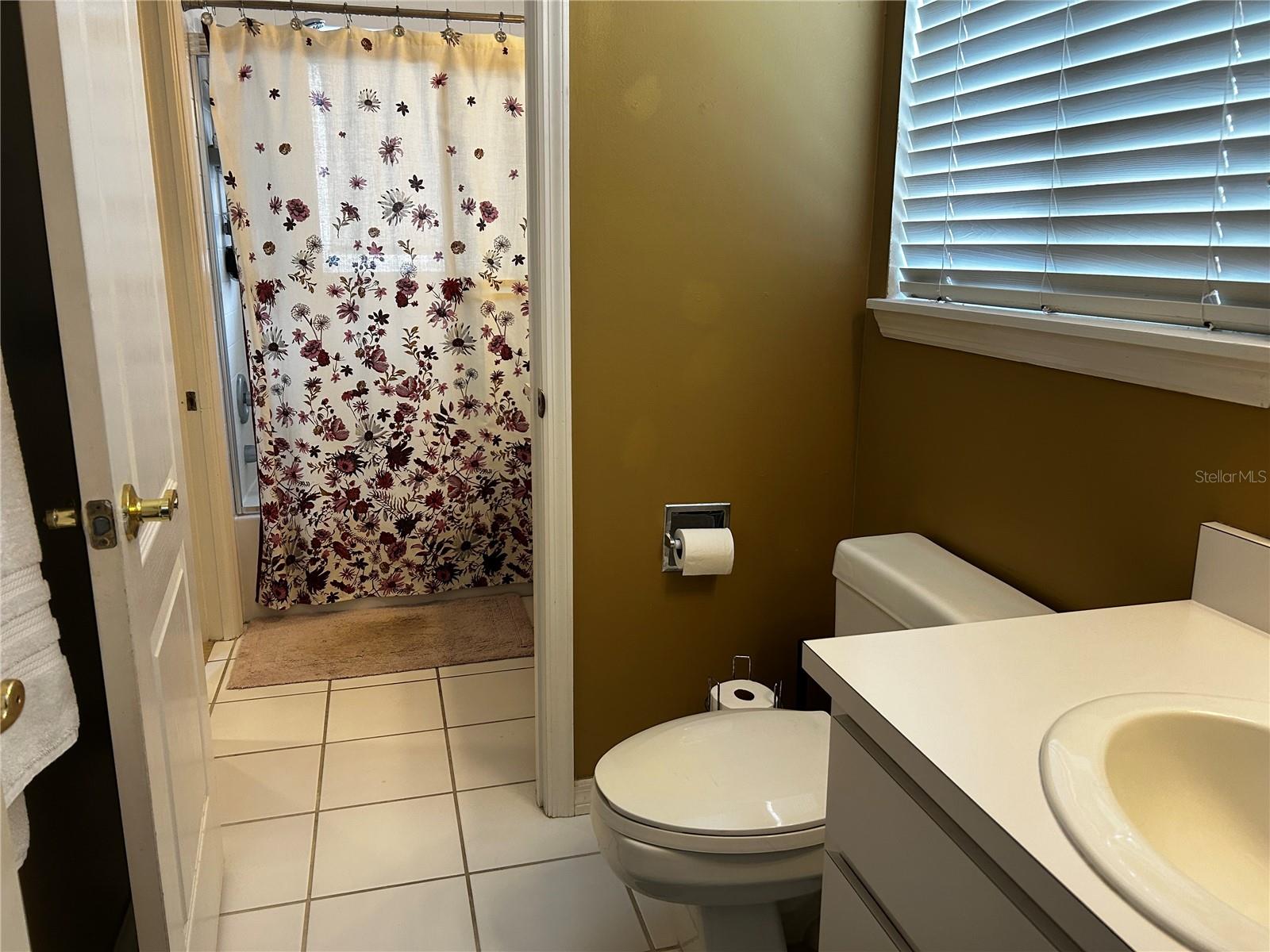 HAMILTON PLACE - Residential