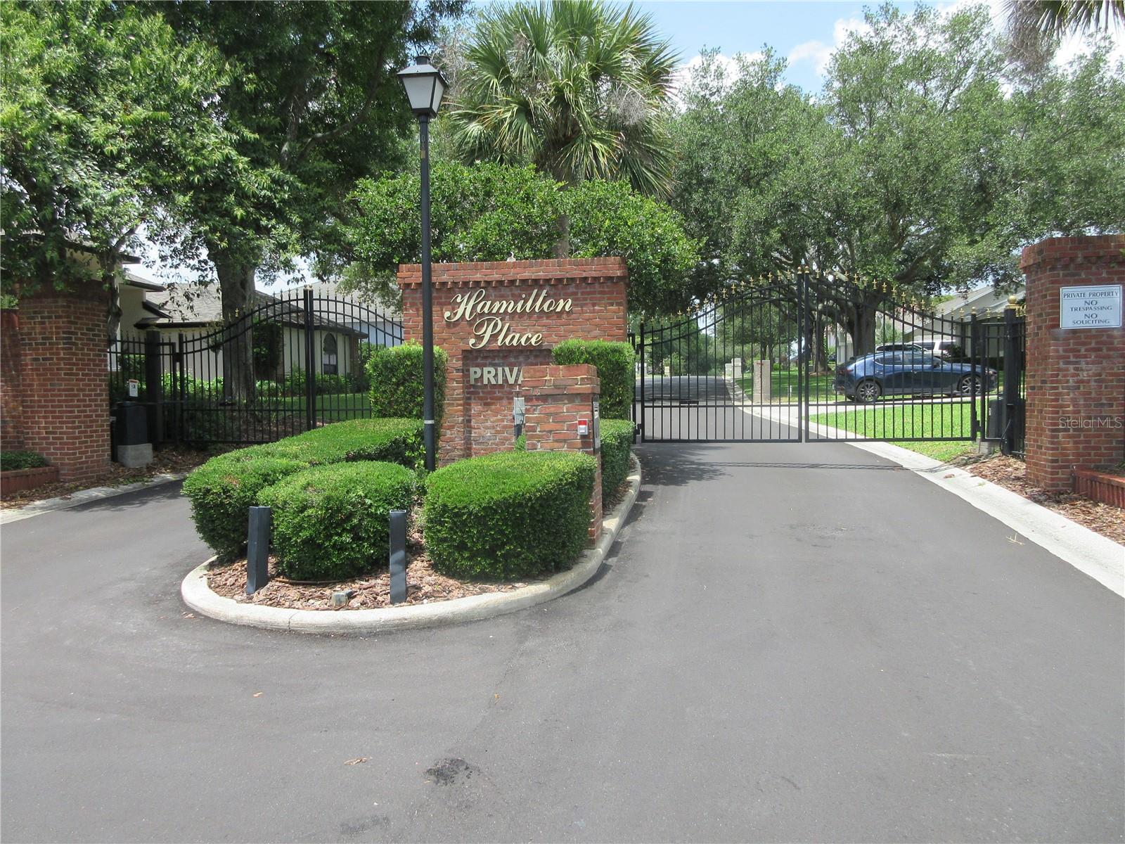 HAMILTON PLACE - Residential