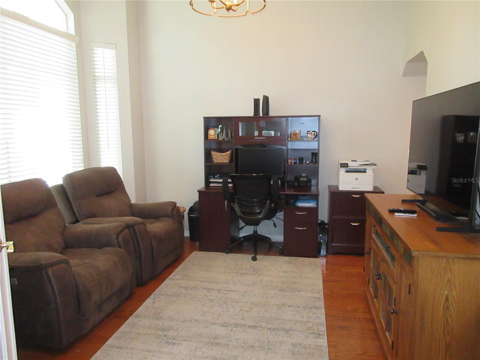 HAMILTON PLACE - Residential