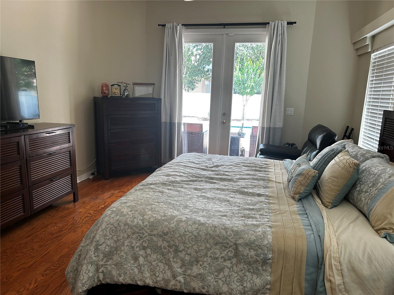 HAMILTON PLACE - Residential