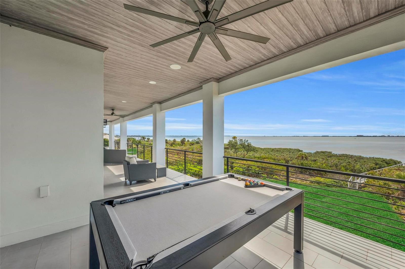 LEGENDS BAY - Residential