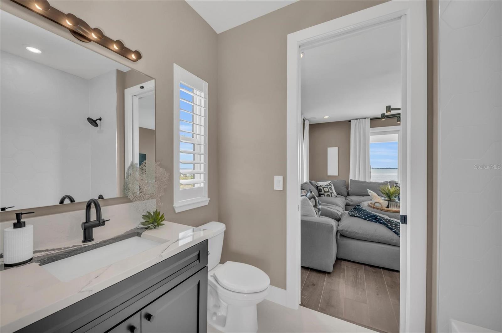 LEGENDS BAY - Residential