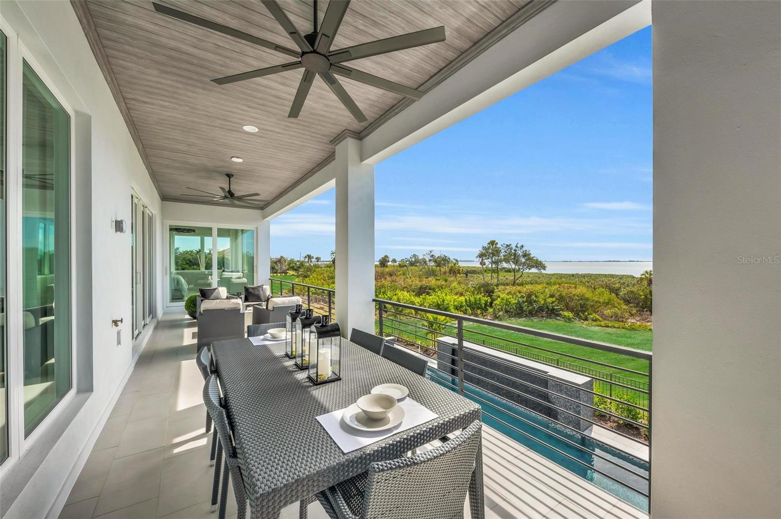 LEGENDS BAY - Residential