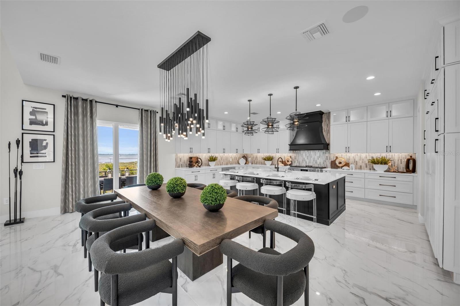 LEGENDS BAY - Residential