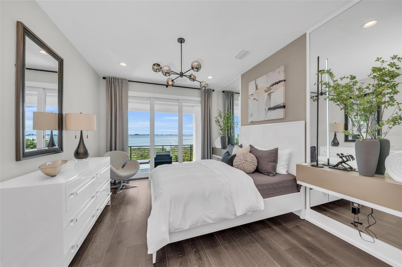 LEGENDS BAY - Residential