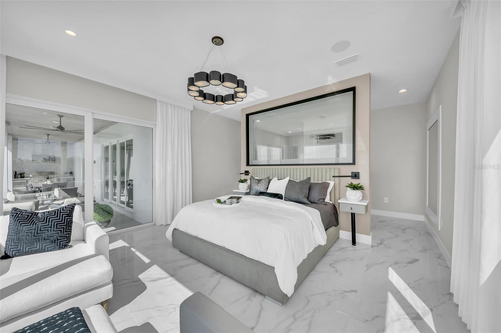 LEGENDS BAY - Residential