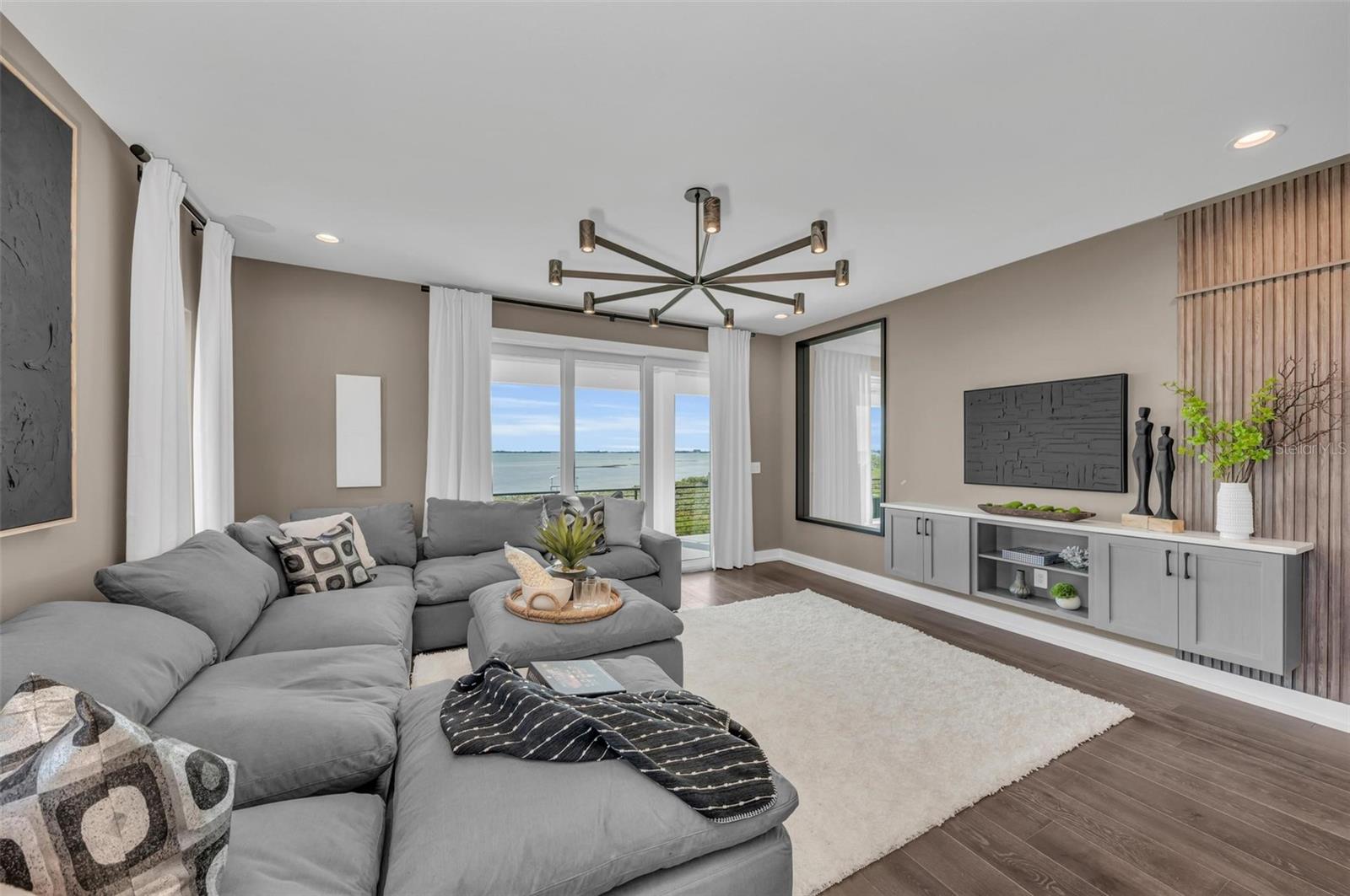 LEGENDS BAY - Residential
