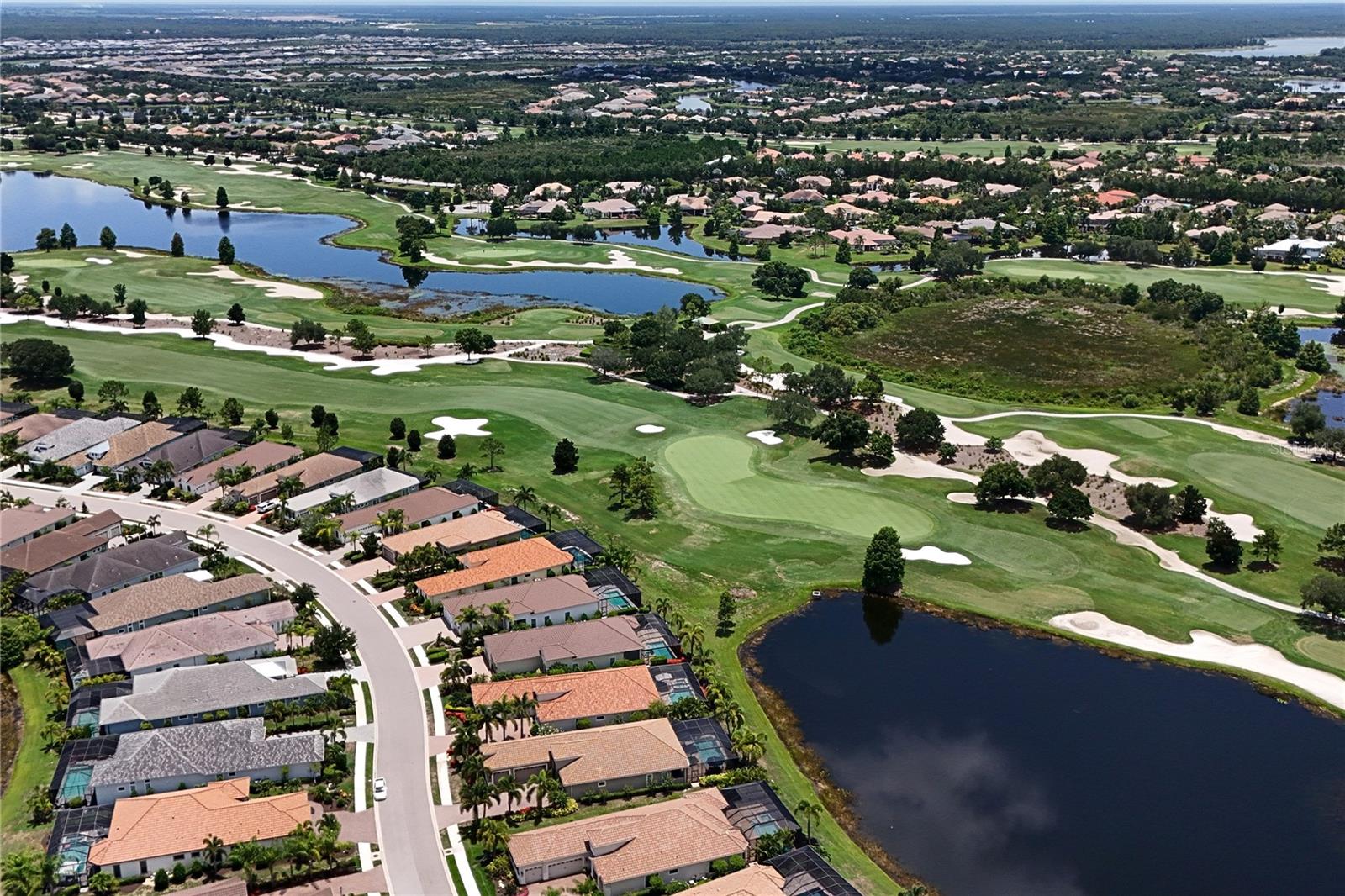 COUNTRY CLUB EAST AT LAKEWD RNCH VV1 - Residential