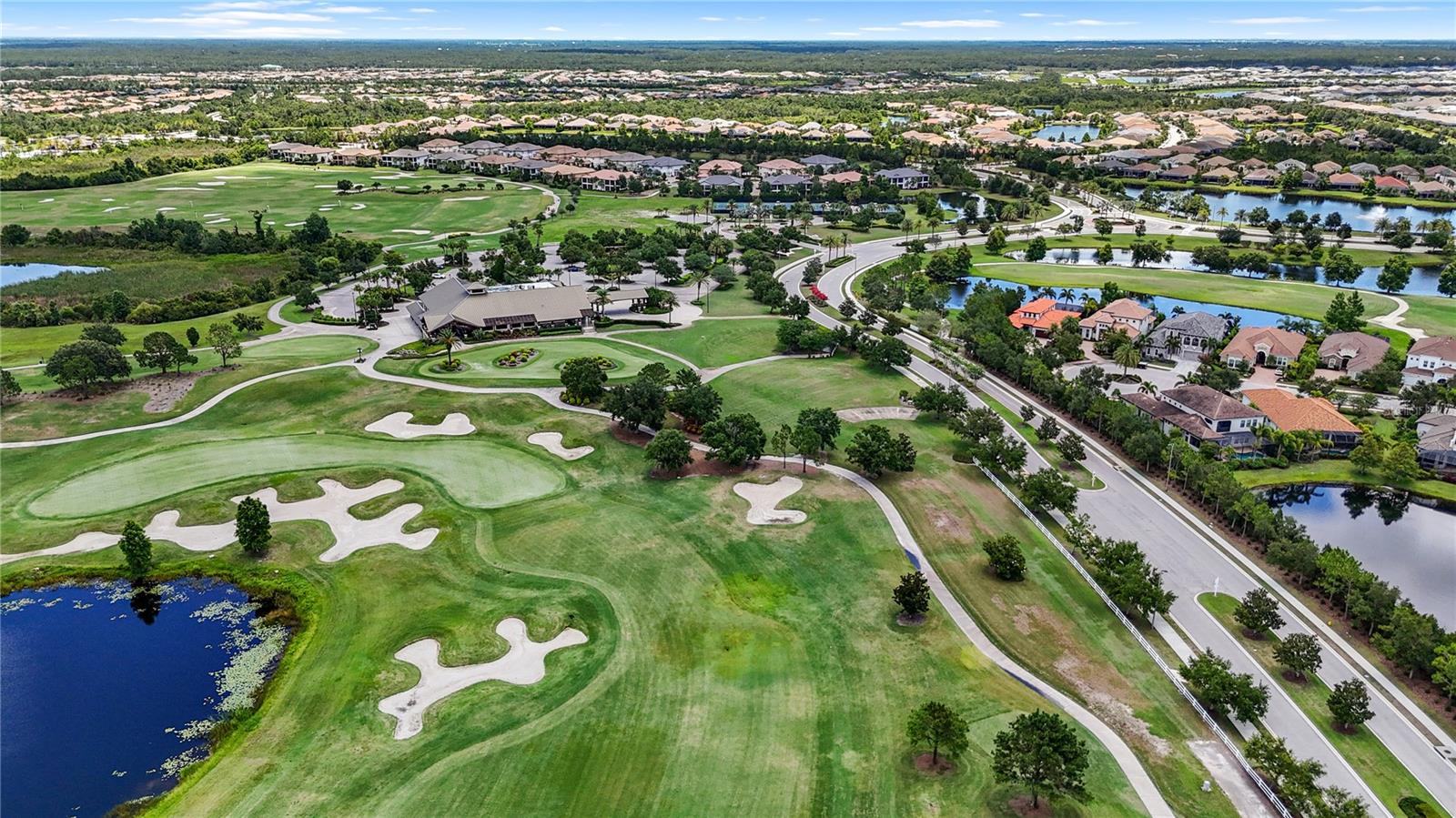 COUNTRY CLUB EAST AT LAKEWD RNCH VV1 - Residential