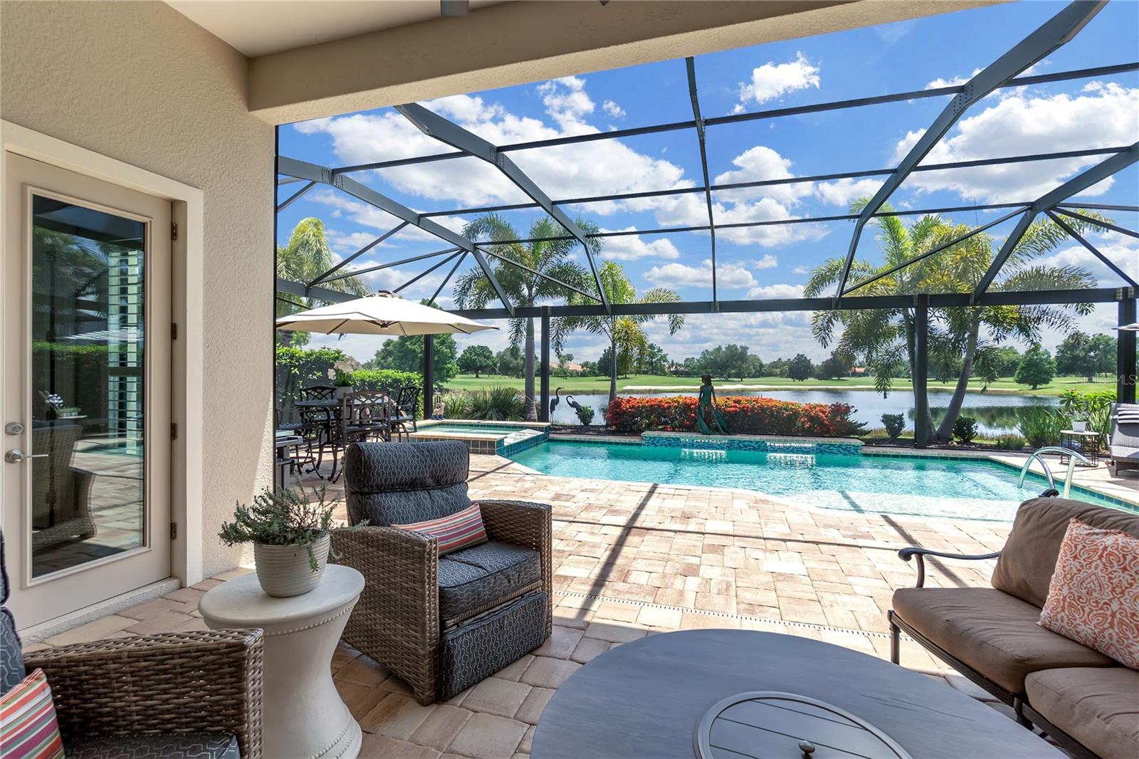 COUNTRY CLUB EAST AT LAKEWD RNCH VV1 - Residential