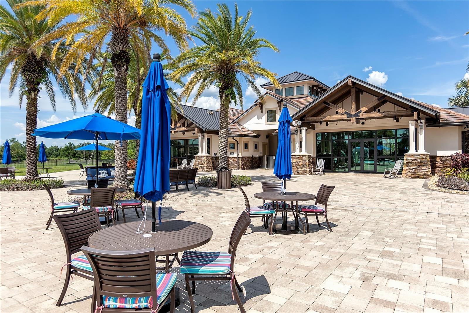 COUNTRY CLUB EAST AT LAKEWD RNCH VV1 - Residential