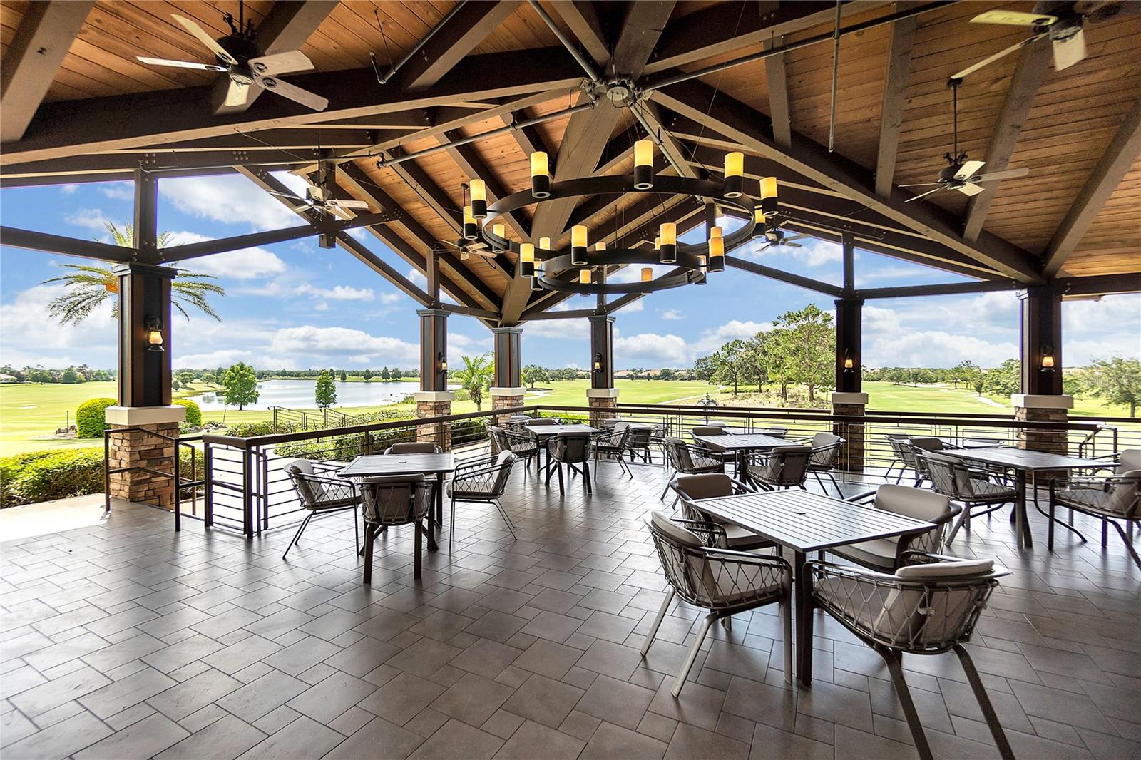 COUNTRY CLUB EAST AT LAKEWD RNCH VV1 - Residential