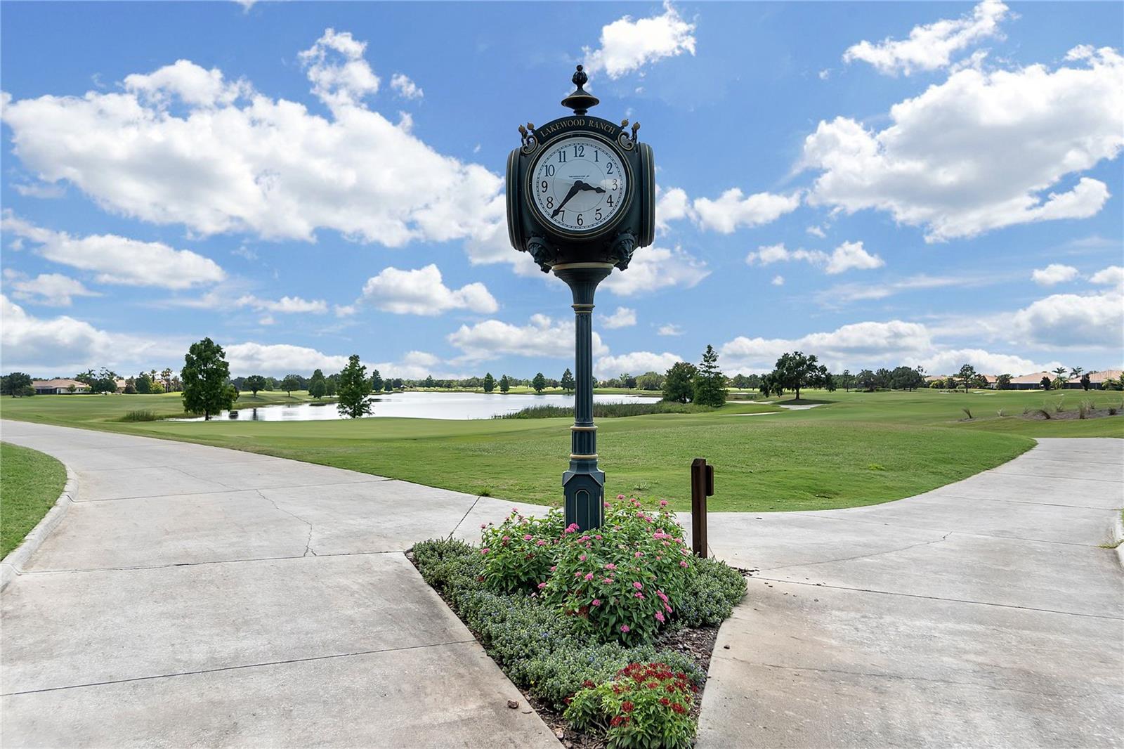 COUNTRY CLUB EAST AT LAKEWD RNCH VV1 - Residential